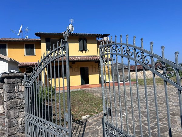casa indipendente in vendita a Barga