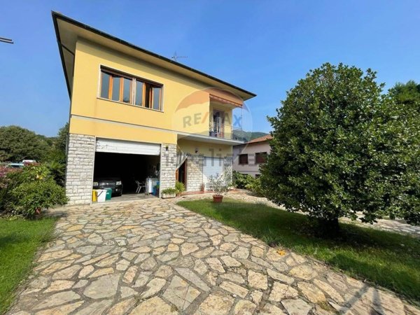 villa in vendita a Borgo a Mozzano