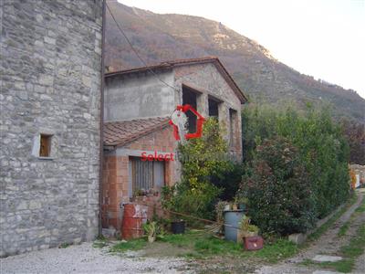 mansarda in vendita a Borgo a Mozzano in zona Diecimo