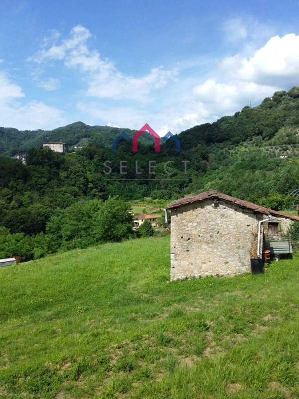 appartamento in vendita a Borgo a Mozzano in zona Valdottavo