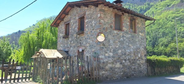 casa indipendente in vendita a Borgo a Mozzano