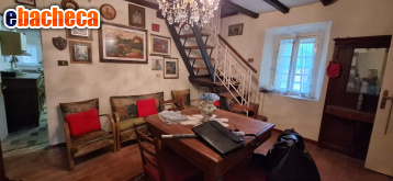 casa indipendente in vendita a Borgo a Mozzano in zona San Romano