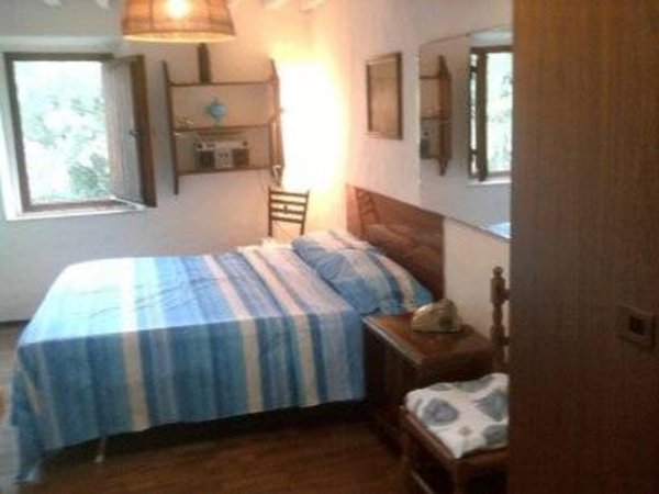 casa indipendente in vendita a Borgo a Mozzano in zona Gioviano