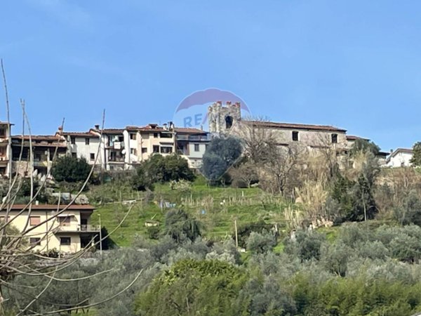 casa indipendente in vendita a Borgo a Mozzano