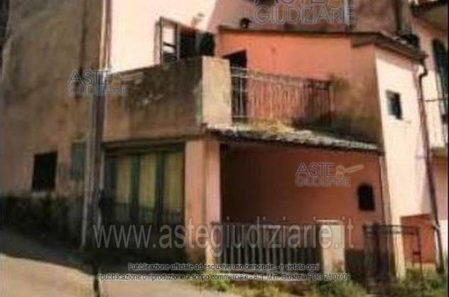 casa indipendente in vendita a Borgo a Mozzano