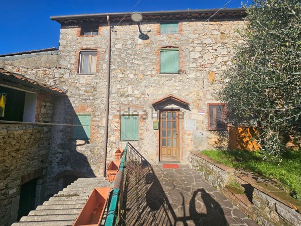 appartamento in vendita a Borgo a Mozzano