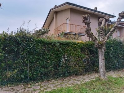 casa indipendente in vendita a Borgo a Mozzano
