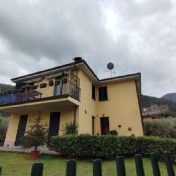appartamento in vendita a Borgo a Mozzano in zona Anchiano