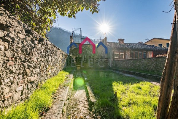appartamento in vendita a Borgo a Mozzano