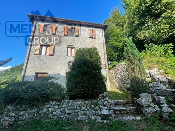 casa indipendente in vendita a Borgo a Mozzano in zona San Romano