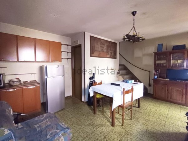 casa indipendente in vendita a Borgo a Mozzano in zona Corsagna