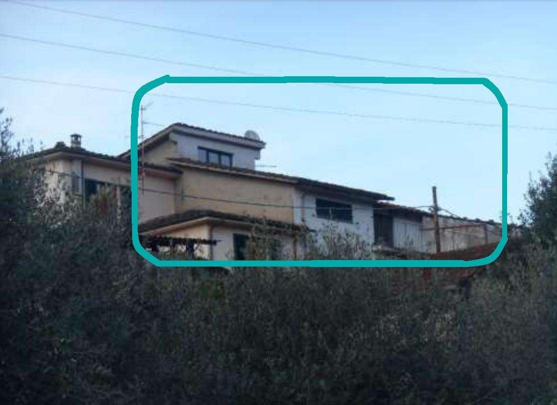 casa indipendente in vendita a Borgo a Mozzano