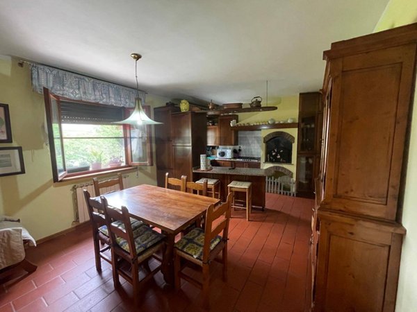 casa indipendente in vendita a Borgo a Mozzano in zona Diecimo