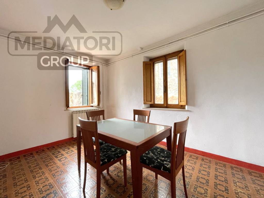 casa indipendente in vendita a Borgo a Mozzano in zona Valdottavo