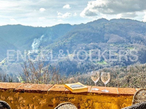 appartamento in vendita a Borgo a Mozzano