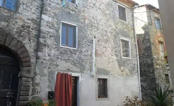 appartamento in vendita a Borgo a Mozzano in zona Anchiano