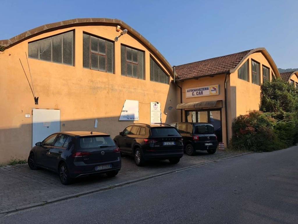 locale commerciale in vendita a Borgo a Mozzano in zona Chifenti