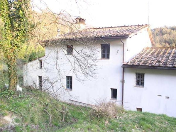 casale in vendita a Borgo a Mozzano