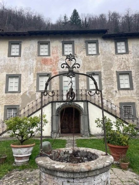 casa indipendente in vendita a Borgo a Mozzano