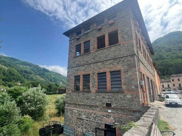 appartamento in vendita a Borgo a Mozzano in zona Chifenti