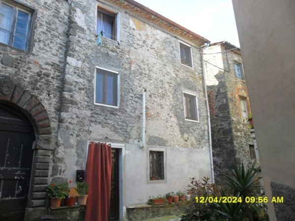 appartamento in vendita a Borgo a Mozzano in zona Anchiano