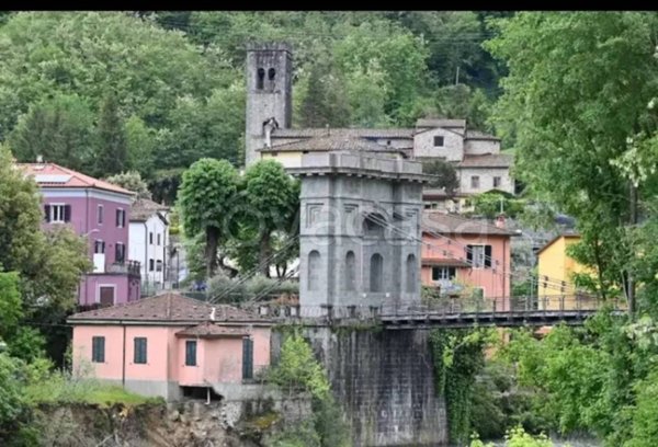 casa indipendente in vendita a Borgo a Mozzano
