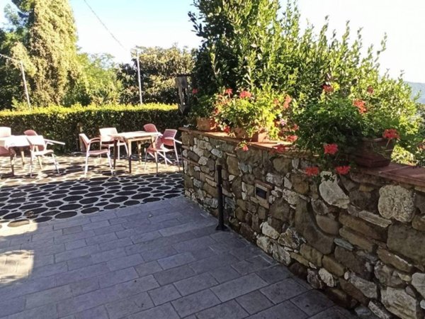 negozio in vendita a Borgo a Mozzano