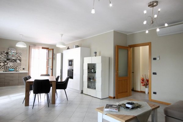 appartamento in vendita a Borgo a Mozzano in zona Domazzano