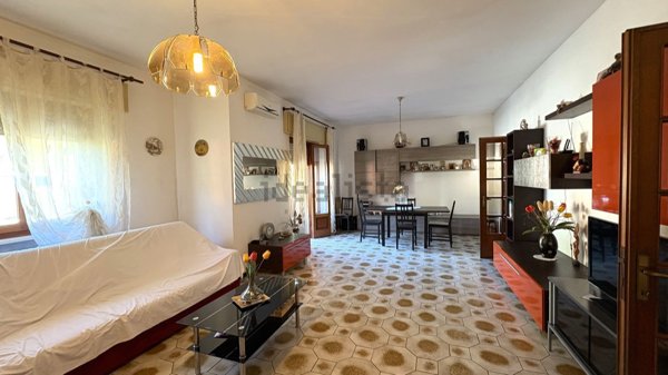 appartamento in vendita a Borgo a Mozzano in zona Diecimo