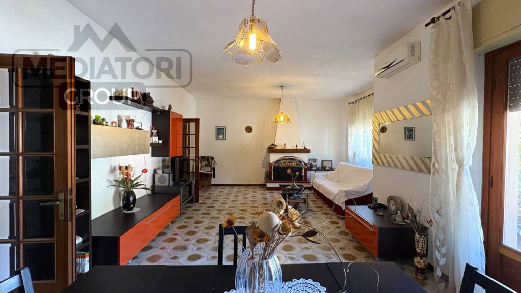 appartamento in vendita a Borgo a Mozzano in zona Diecimo