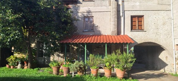 casa indipendente in vendita a Borgo a Mozzano in zona Valdottavo
