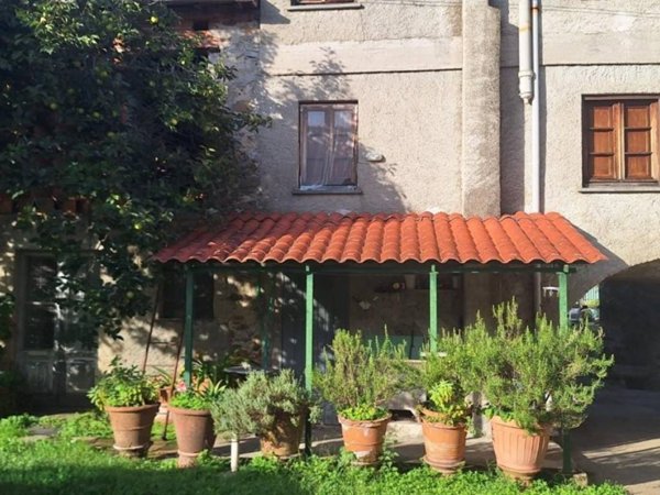 casa indipendente in vendita a Borgo a Mozzano in zona Valdottavo