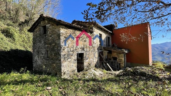 appartamento in vendita a Borgo a Mozzano in zona Cune