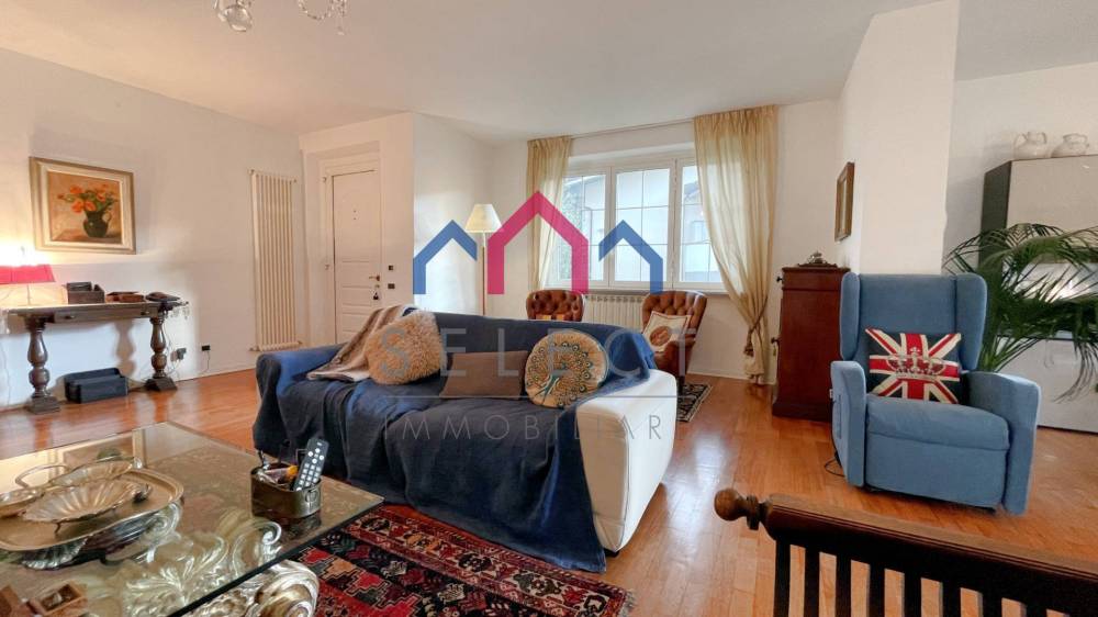 casa indipendente in vendita a Borgo a Mozzano