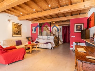 intera palazzina in vendita a Borgo a Mozzano