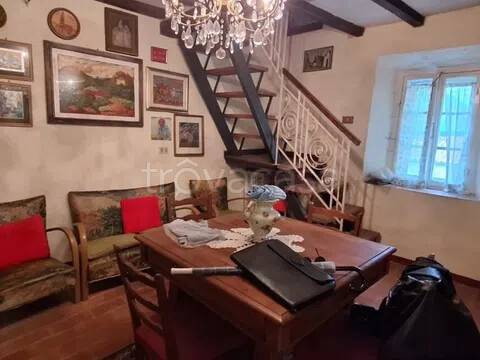 casa indipendente in vendita a Borgo a Mozzano