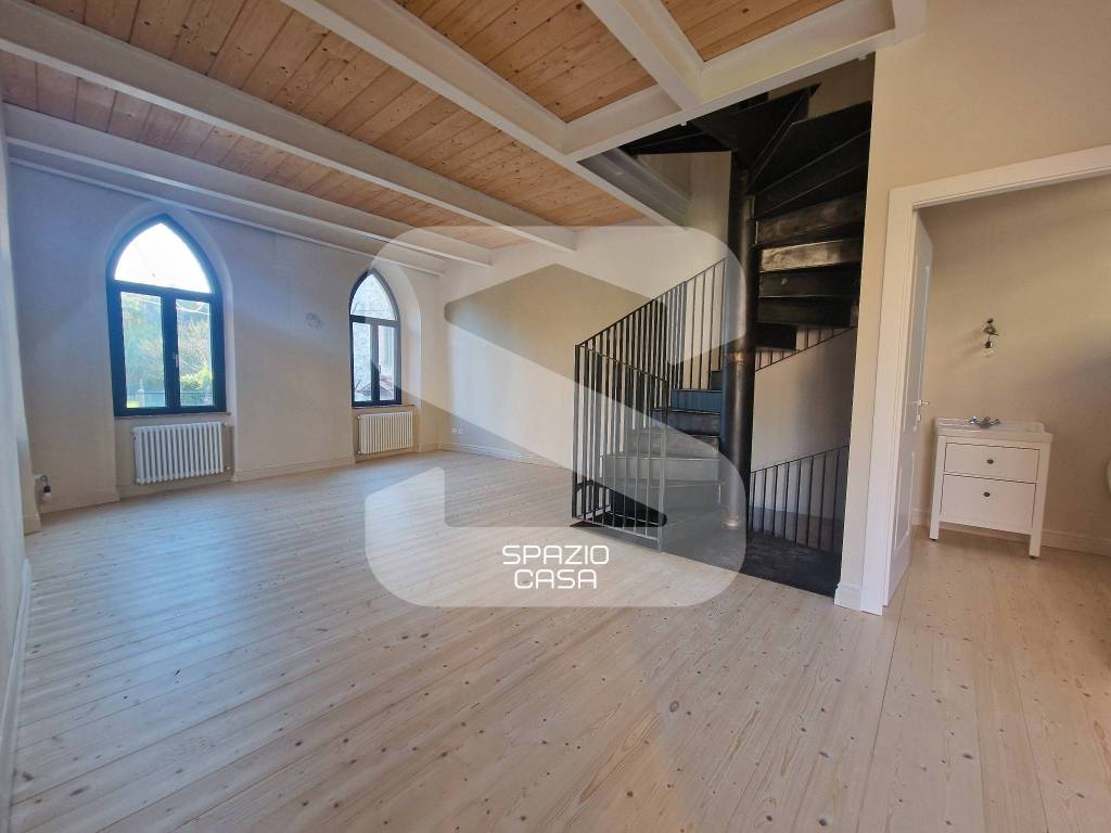 casa indipendente in vendita a Borgo a Mozzano in zona Valdottavo