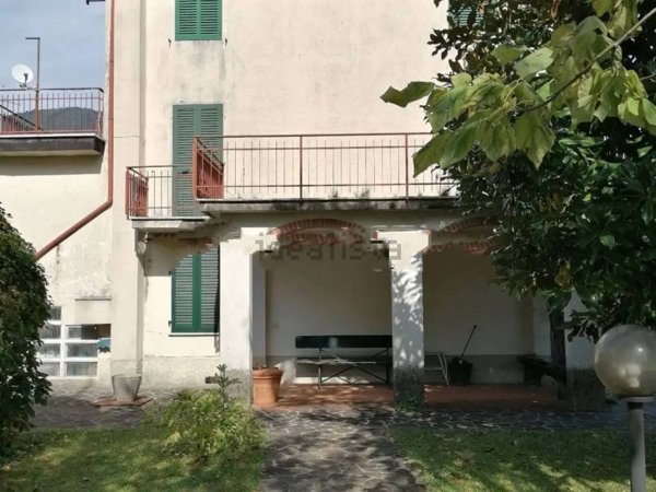 casa indipendente in vendita a Borgo a Mozzano