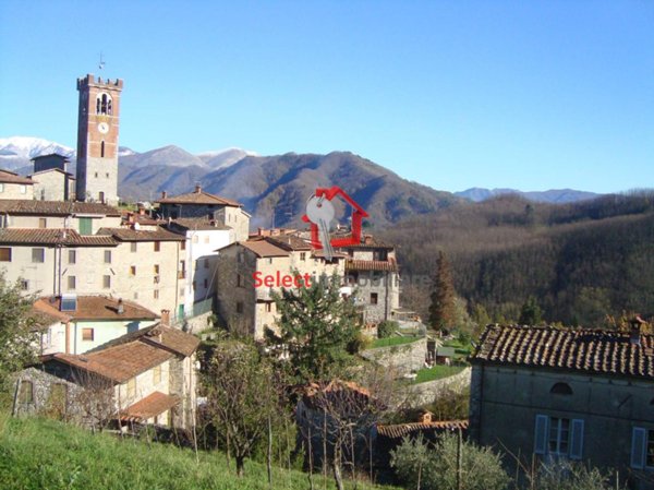 appartamento in vendita a Borgo a Mozzano in zona Gioviano