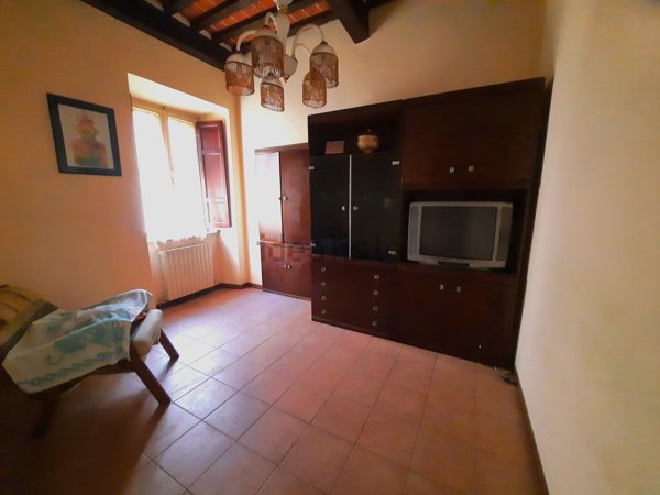 quadrivano in vendita a Borgo a Mozzano in zona Diecimo