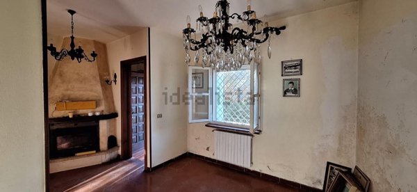 casa indipendente in vendita a Borgo a Mozzano
