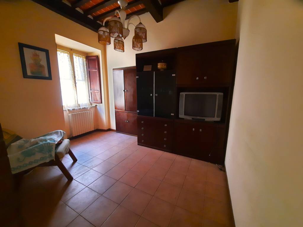 casa indipendente in vendita a Borgo a Mozzano in zona Diecimo