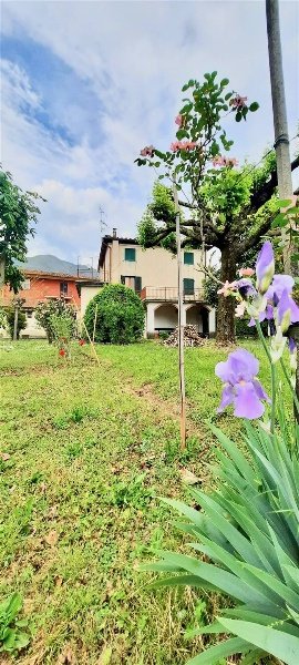 casa indipendente in vendita a Borgo a Mozzano