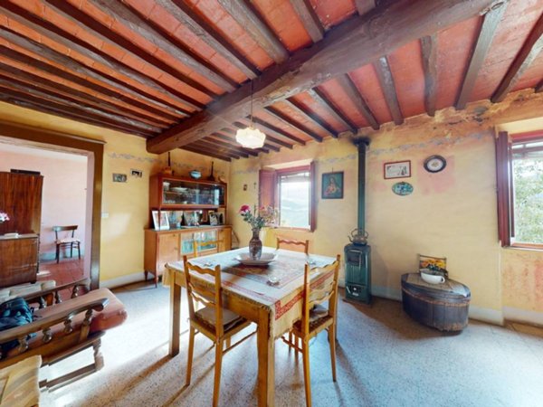 casa indipendente in vendita a Borgo a Mozzano in zona Motrone