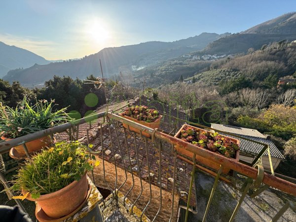 appartamento in vendita a Borgo a Mozzano in zona Oneta