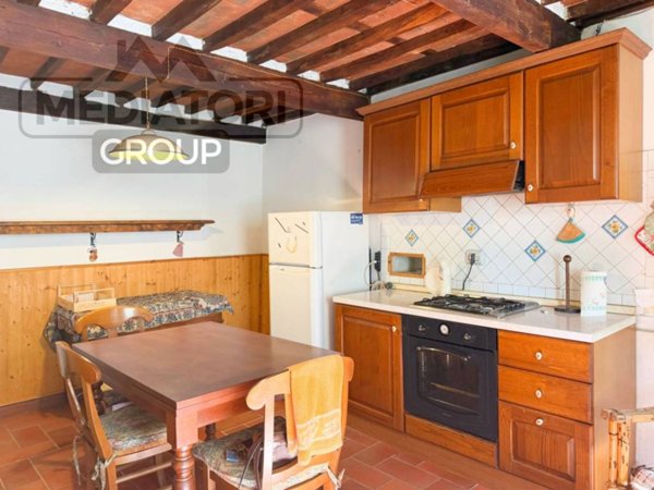 casa indipendente in vendita a Borgo a Mozzano