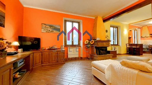 appartamento in vendita a Borgo a Mozzano in zona Chifenti