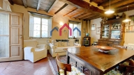 casa indipendente in vendita a Borgo a Mozzano in zona Cune