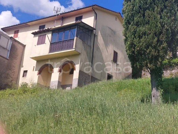 casa indipendente in vendita a Borgo a Mozzano