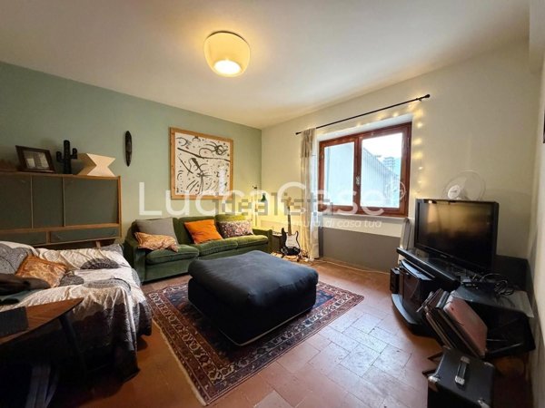 casa indipendente in vendita a Borgo a Mozzano